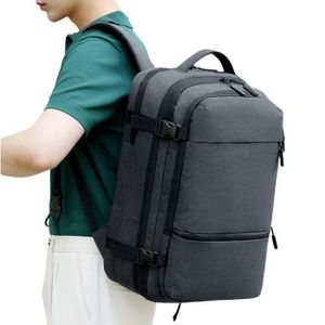 Sac à dos fonctionnel avec rangement sécurisé pour vos objets de valeur et documents.