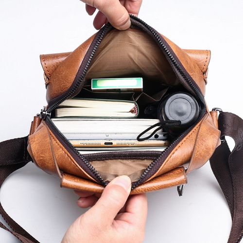 Sac de rangement tendance, idéal pour un usage quotidien et professionnel.