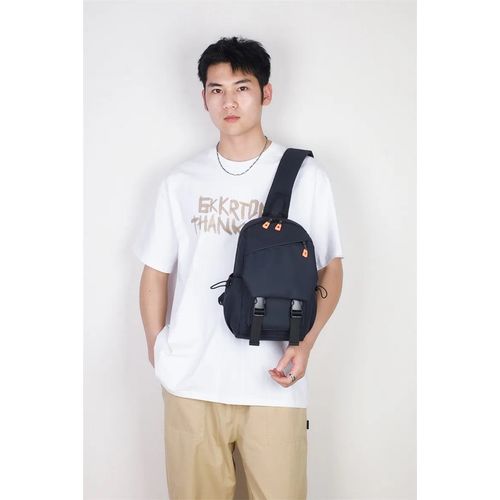 Sac bandoulière avec rangement sécurisé, pratique pour tablette et accessoires