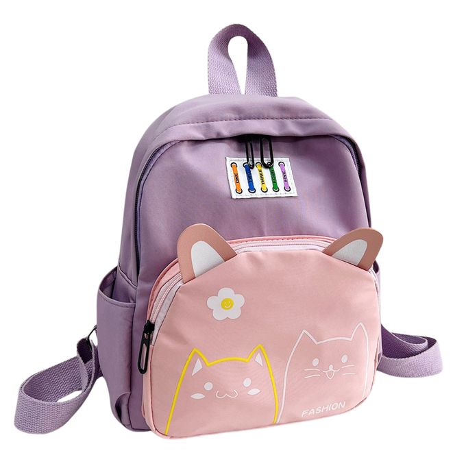 Sac à dos compact et léger, idéal pour transporter vos essentiels au quotidien.