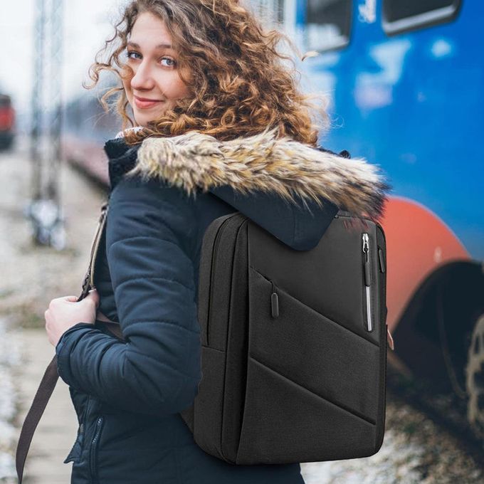 Sac à Dos Ergonomique pour Ordinateur Portable - Design Moderne et Confortable