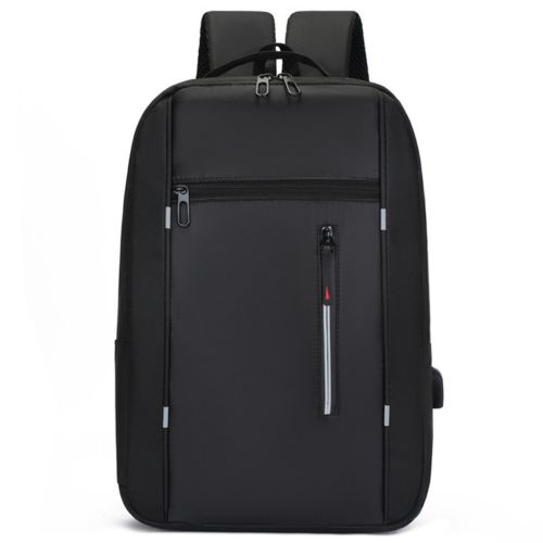 Sac à dos moderne avec port USB intégré, idéal pour bureau, école et voyages.