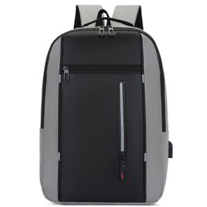 Sac à dos moderne avec port USB intégré, idéal pour bureau, école et voyages.