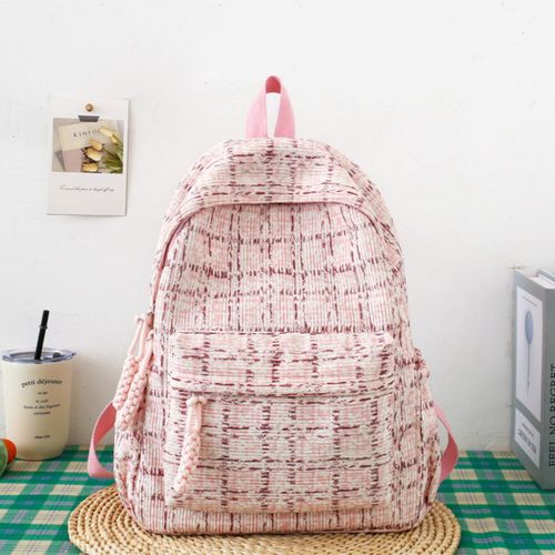 Sac à dos moderne avec rangement organisé, conçu pour les besoins quotidiens.