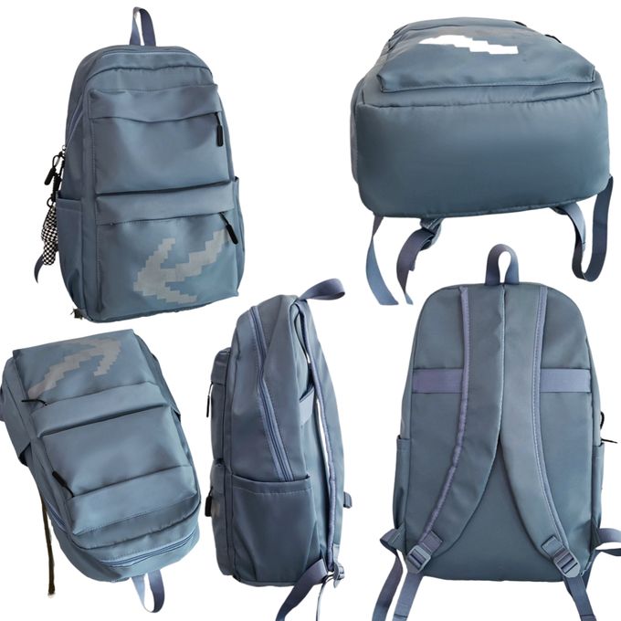 Sac à dos spacieux avec design moderne, idéal pour les étudiants et voyageurs