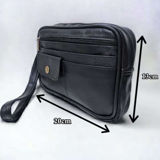 Sac en cuir élégant et robuste, idéal pour transporter vos essentiels en toute.
