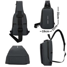 Sac pratique et robuste avec plusieurs compartiments de rangement sécurisés.