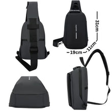 Sac pratique et robuste avec plusieurs compartiments de rangement sécurisés.